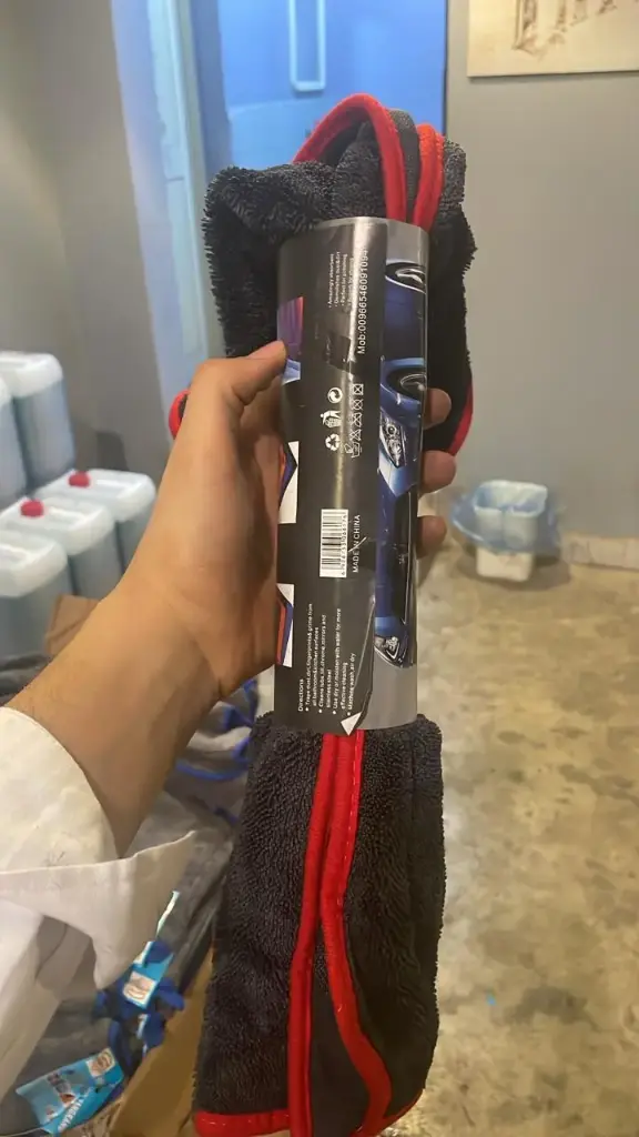 قماش ميكروفايبر 90*60 رصاصي خط احمر 
